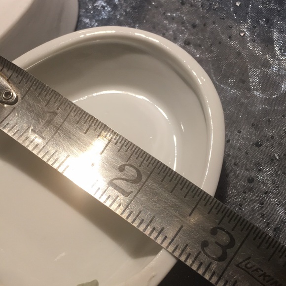 Pair Vintage Lefton China Handpainted Sm Ashtrays - Picture 8 of 8